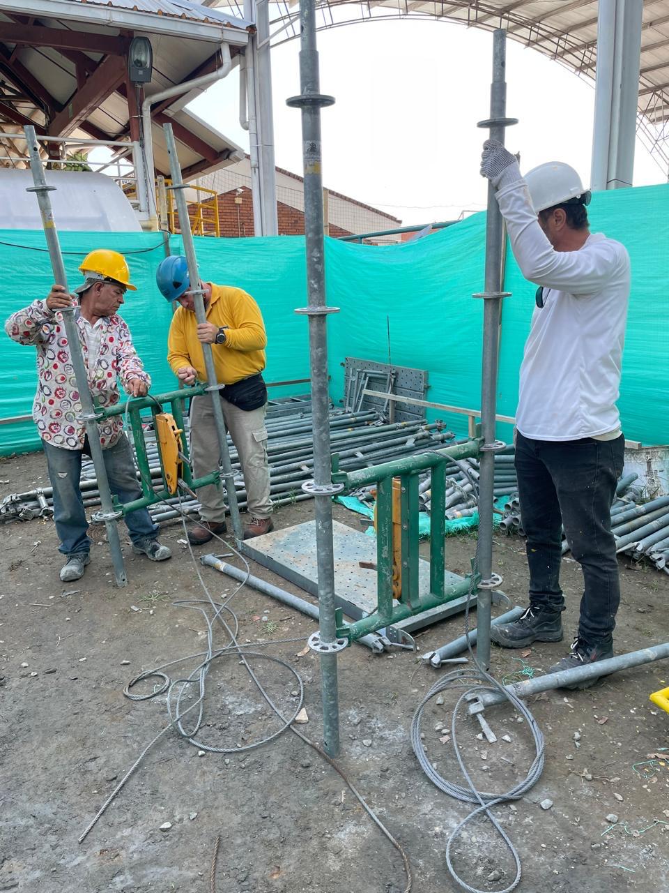 Capacitación técnica en andamios y estructuras